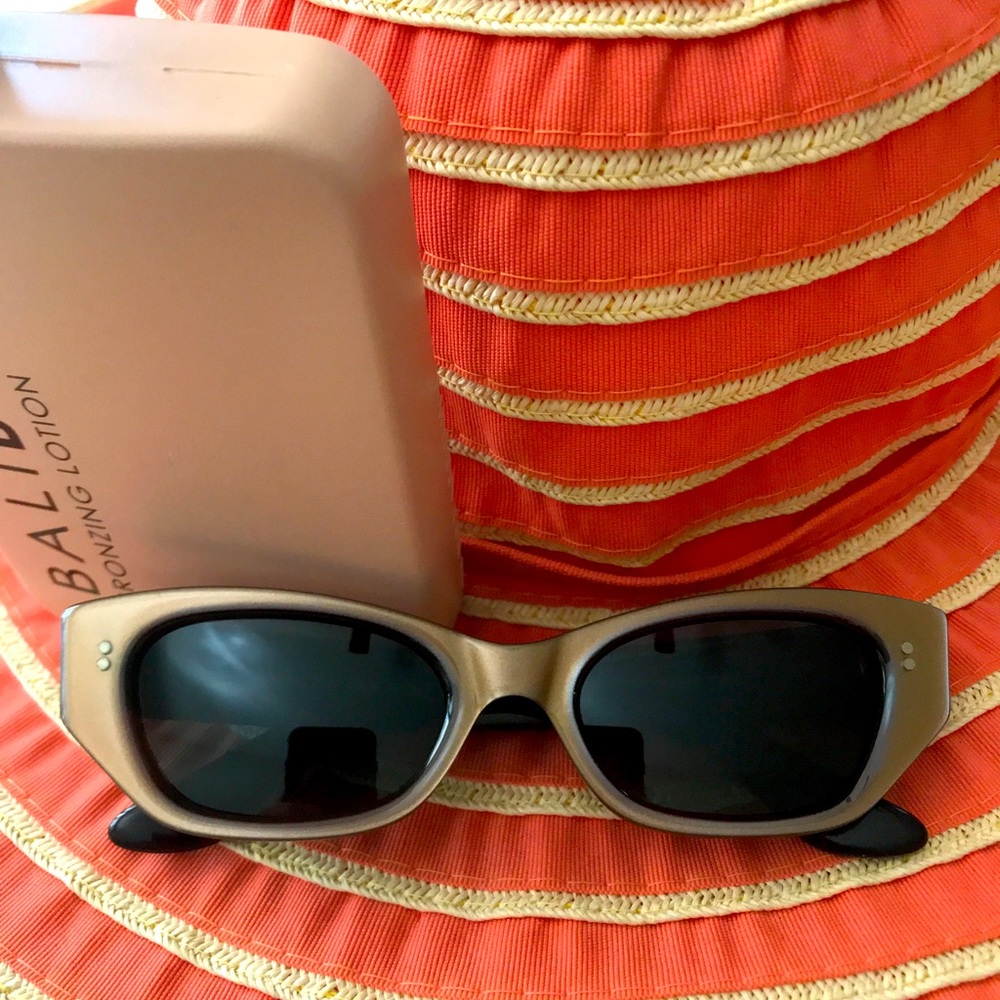 Authentic Vintage GUCCI Sunglasses GG 2418/S
